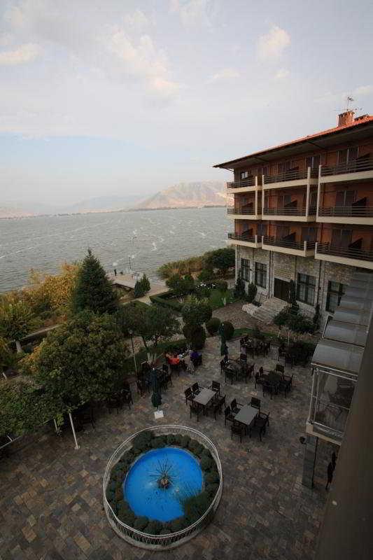 Ξενοδοχείο Τσάμης Καστοριά Εξωτερικό φωτογραφία